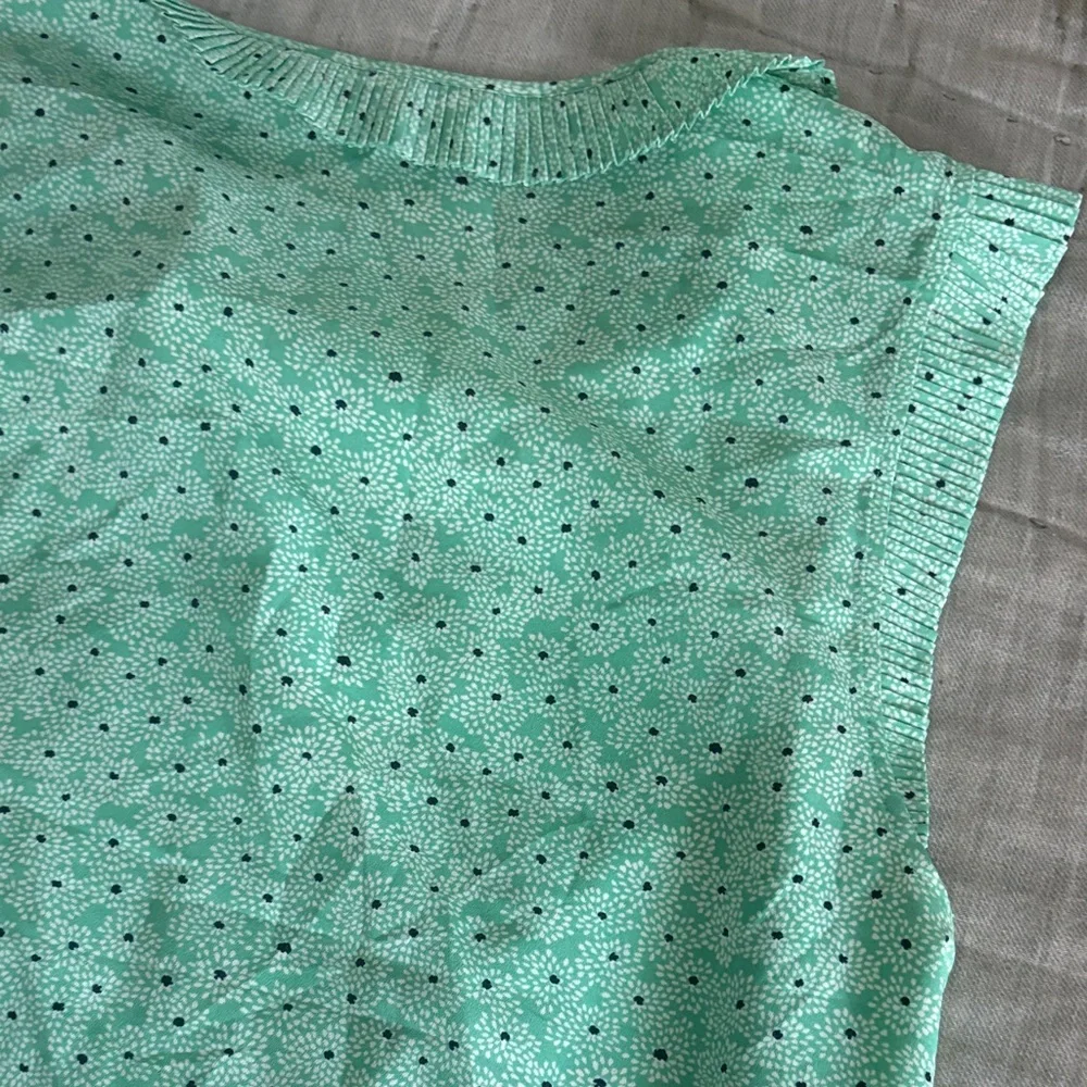 3 Boden Blue and White Floral and Green and White size 16 Blouses - Picture 13 of 16
